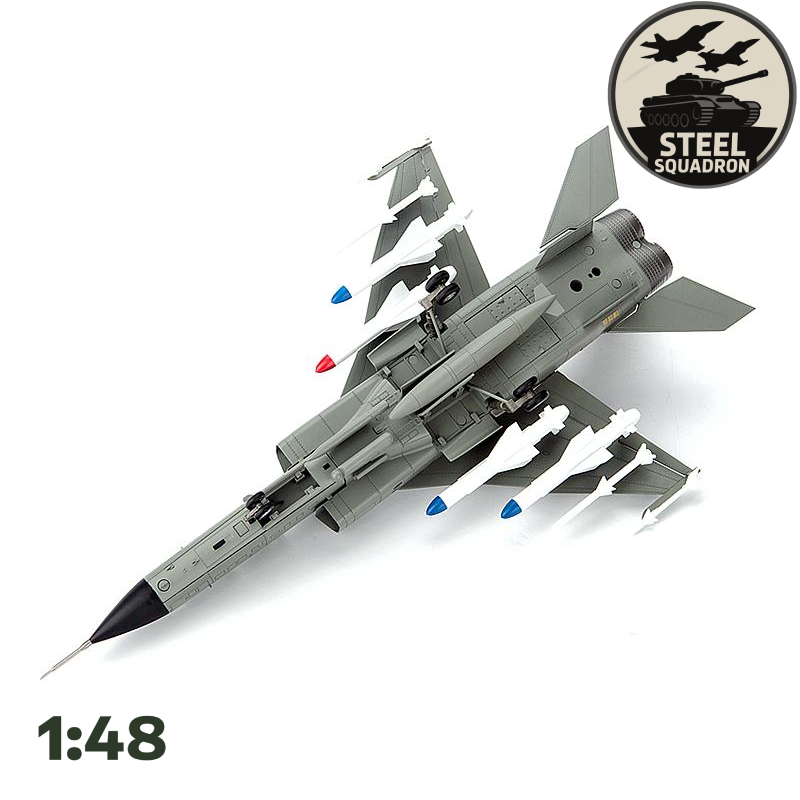 Chinese JH-7 Flying Leopard (1:48)
